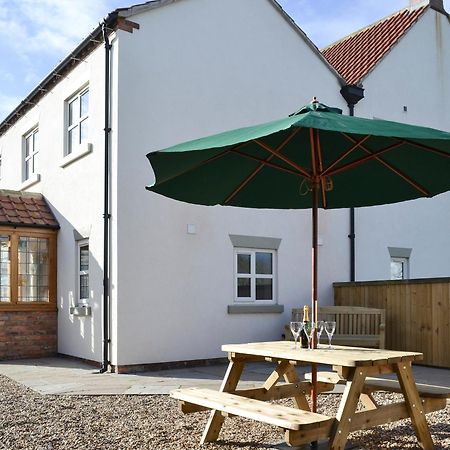 Park Farm Cottage Folkton 외부 사진